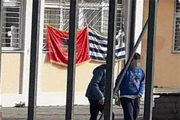 Ξεκίνησαν και πάλι τα μαθήματα Αλβανικών στα Χανιά -Έκαναν το σχολείο καλοκαιρινό… (βίντεο)